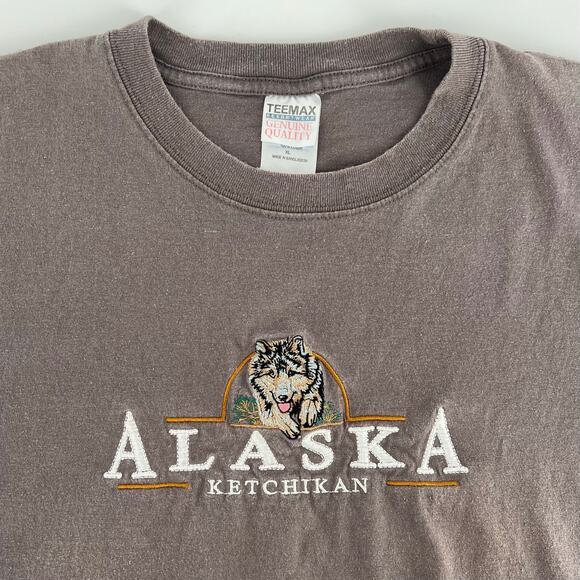 Y2K Alaska Ketchikan tshirt 2000s vintage - Picture 2 of 5